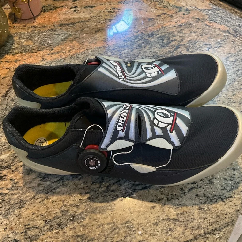 Pearl Izumi Cycling Shoes, Men’s Size 12.5